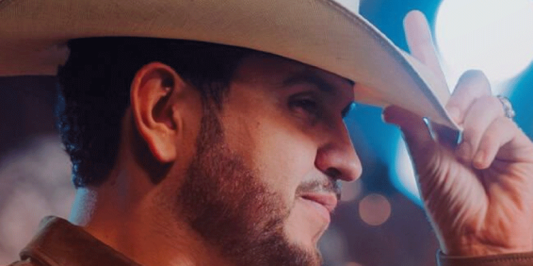 Javier Lamarque: Se creará un auditorio en la Laguna de Náinari