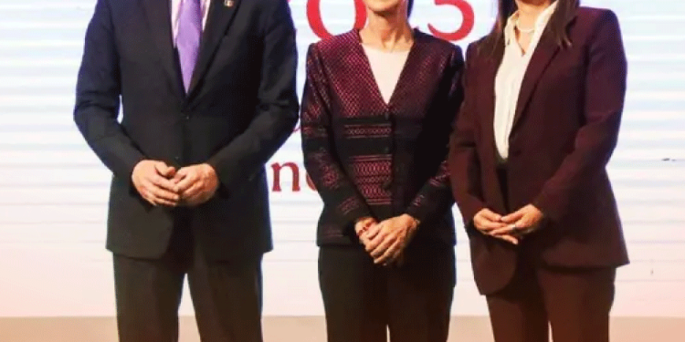 Ángela Aguilar estrena ‘El equivocado’ y defiende su amor por Christian Nodal: “Él es el correcto”