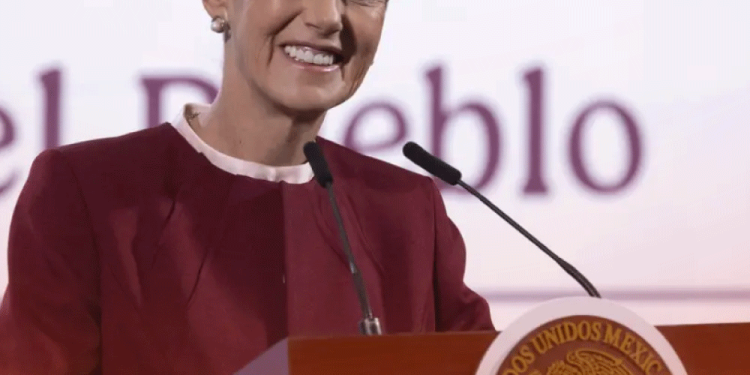 Les ‘bailó’ $185 mil y graduación; ‘no me difamen’: estudiante de la UAS Culiacán