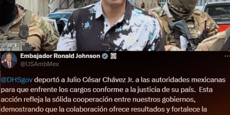Embajador de EU comparte foto de la entrega de Chávez Jr. a México