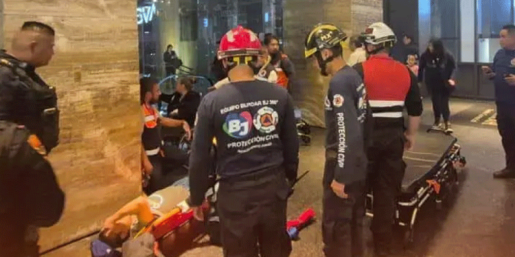 Natanael Cano enfrenta llamado de boicot tras golpear a DJ