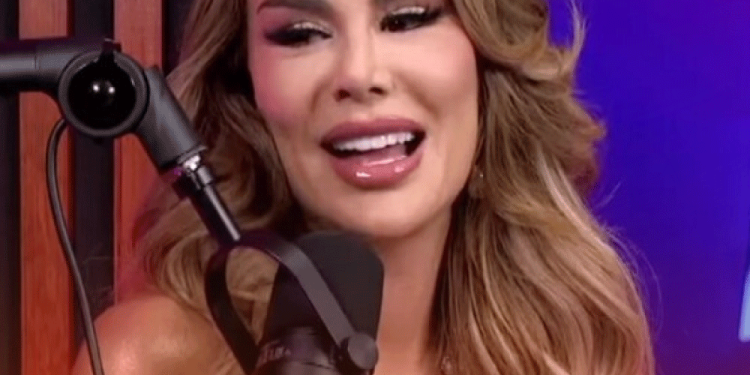 Embajador de EU comparte foto de la entrega de Chávez Jr. a México