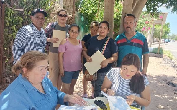 Ciudadanos tuvieron la oportunidad de iniciar los trámites para la escrituración de sus hogares