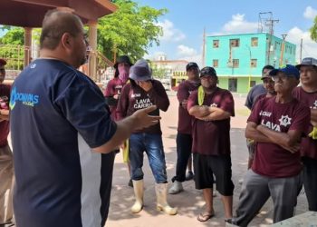 “Espacio de Cultura del Agua” impartieron  pláticas a lavacoches