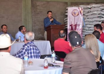 Presidente Municipal, Javier Lamarque, se reunió con  productores del sur de Sonora