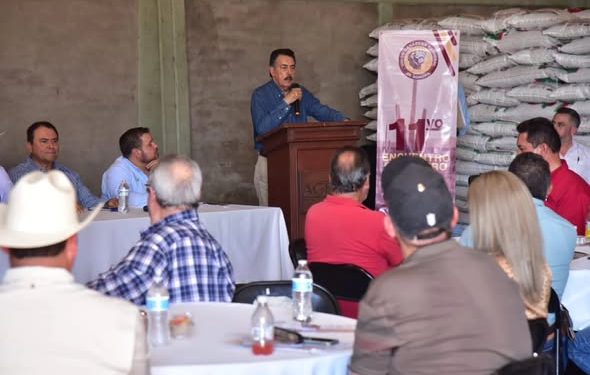 Presidente Municipal, Javier Lamarque, se reunió con  productores del sur de Sonora