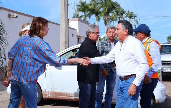 ALCALDE SUPERVISA REHABILITACIÓN DE DRENAJES