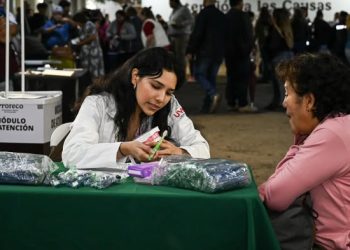 SE LLEVÓ A CABO LA “FERIA DE LA PAZ”