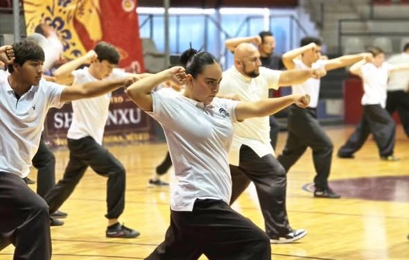 SE IMPARTE MASTER CLASS DE SHAOLIN