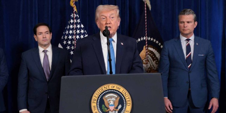 TRUMP DESAFÍA A LA CORTE SUPREMA Y ANUNCIA ARANCEL GLOBAL DEL 10%