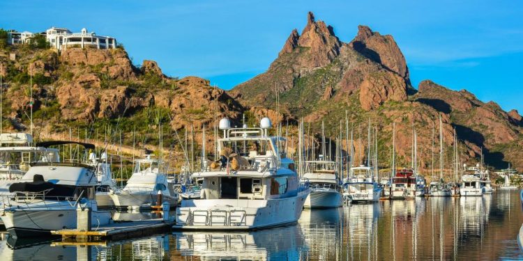 BUSCAN DESALOJAR A BILLIE EILISH EN LOS ÁNGELES