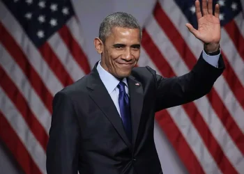 OBAMA ROMPE EL SILENCIO Y NIEGA EVIDENCIA DE EXTRATERRESTRES DURANTE SU PRESIDENCIA