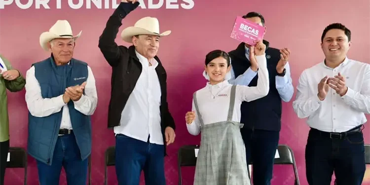 Sonora invierte más de 6 millones de pesos en agua, modernización agrícola e infraestructura educativa para fortalecer comunidades rurales