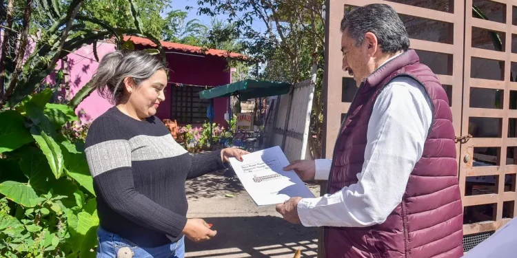 Cajeme impulsa la entrega continua de escrituras: más de 1,600 familias ya tienen certeza jurídica