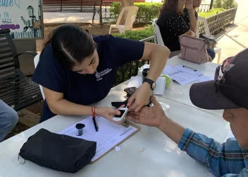 Trump lanza advertencias a Irán y a Cuba