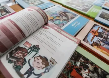 SEP alista nuevos libros de texto para 2027; Sheinbaum anuncia ajustes educativos