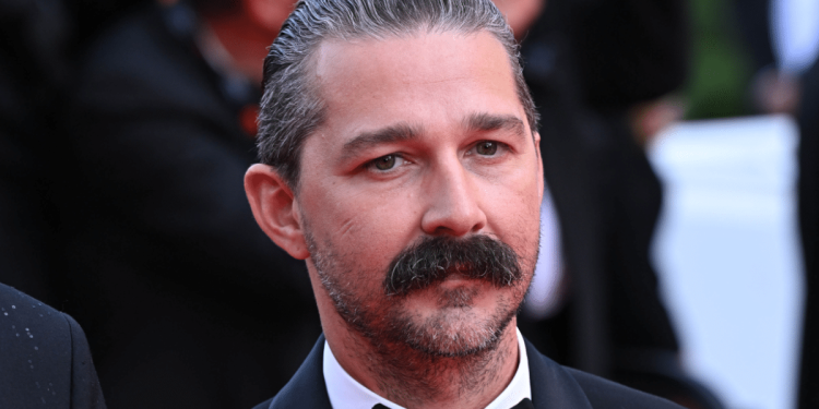 Shia LaBeouf es arrestado en Nueva Orleans tras presunta pelea durante las celebraciones de Mardi Gras