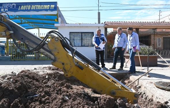 Trabajos de reparación de infraestructura sanitaria por Blvd. Ramírez entre Tabasco y Coahuila