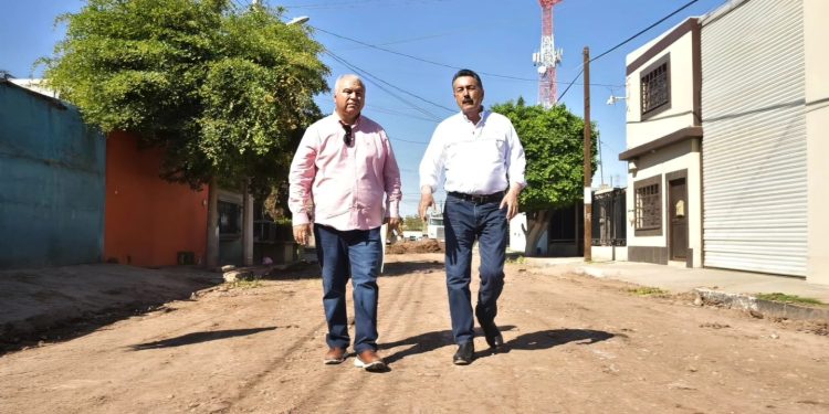 recorrido de supervisión por distintas obras en el municipio, constatando avances importantes en infraestructura urbana.