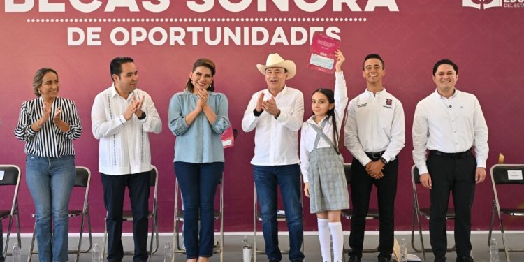 DESTACAN INVERSIÓN HISTÓRICA EN BECAS PARA SONORA