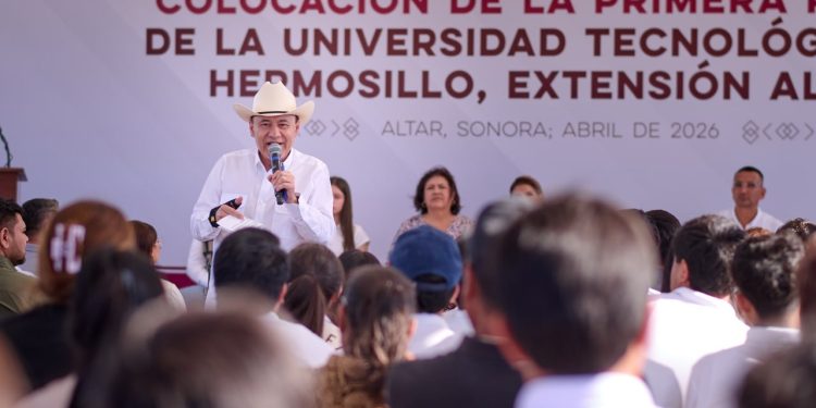 DESTACAN INVERSIÓN HISTÓRICA EN BECAS PARA SONORA