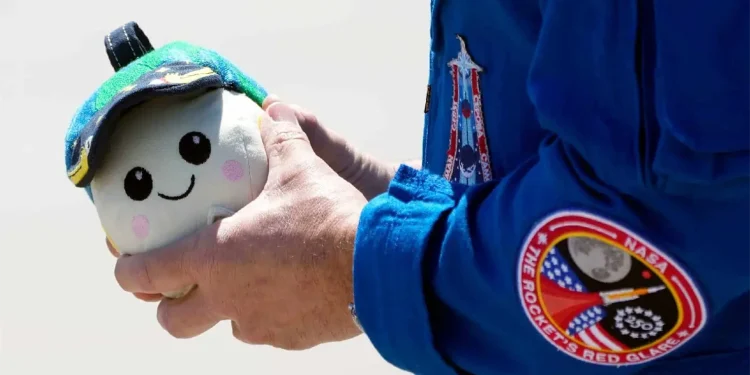 ARTEMIS II LLEVARÁ MILLONES DE NOMBRES EN SU VIAJE ALREDEDOR DE LA LUNA