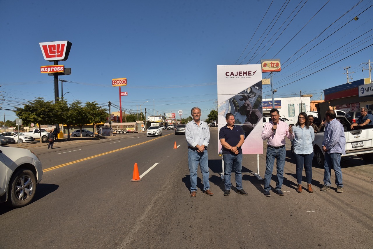 ENTREGA ALCALDE LAMARQUE CANO OBRA DE PAVIMENTACIÓN DE LA CALLE CALIFORNIA EN VILLA BONITA