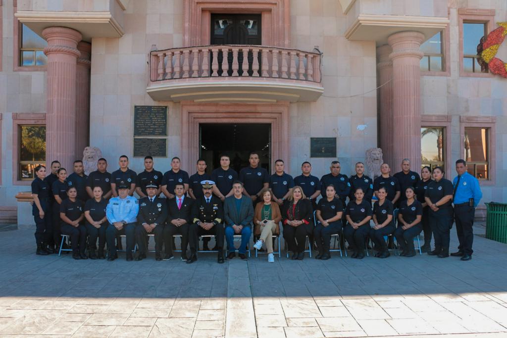 SE FORTALECE LA CORPORACIÓN POLICIAL CON NUEVOS EGRESADOS DE LA ACADEMIA