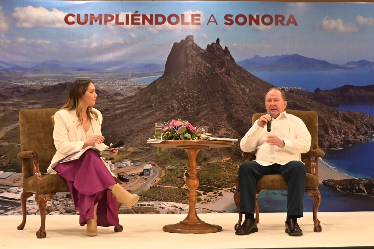 PRESENTA SU CUARTO INFORME DE ACTIVIDADES LEGISLATIVAS SENADOR ARTURO BOURS GRIFFITH