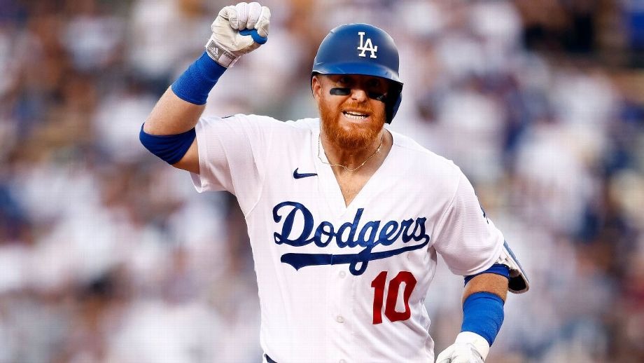 Justin Turner acuerda contrato de 2 años con Red Sox por $22 millones