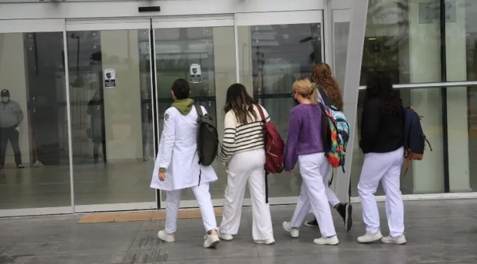 Tiene Hospital de Especialidades de Sonora un déficit de enfermeros