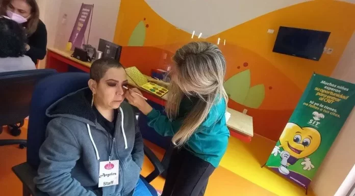 Sonora: Ofrecen arteterapia a mujeres en tratamiento oncológico
