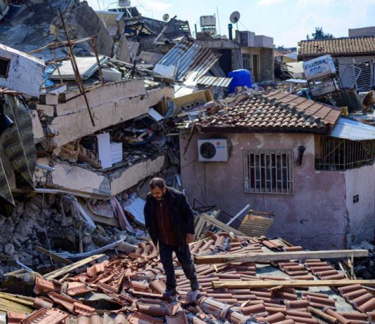 Suman más de 25 mil 400 muertos en Turquía y Siria tras terremoto