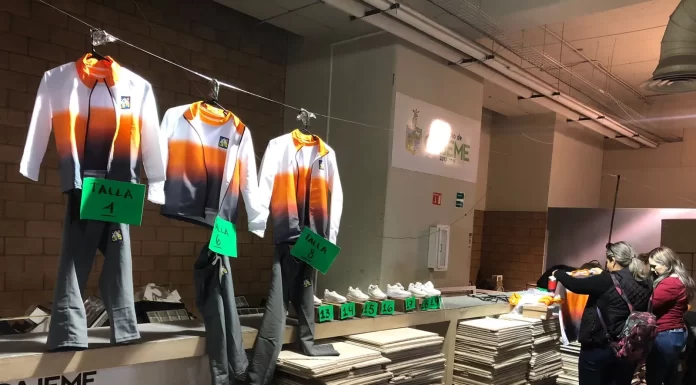 Inicia en Cajeme entrega de uniformes