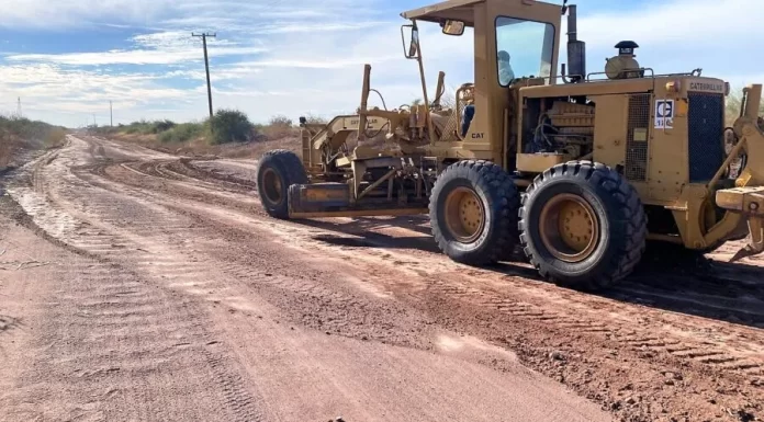 Rehabilitan caminos rurales