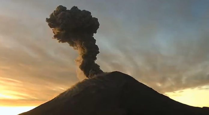 Popocatépetl registra explosión este lunes