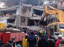 Turquía planea evacuación controlada de zonas devastadas por terremoto