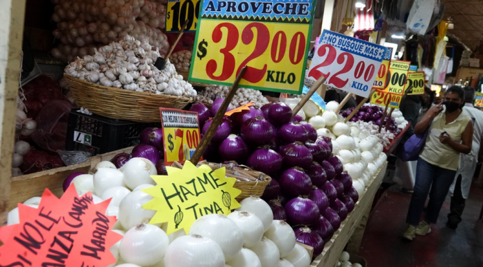 Inflación desacelera en febrero y llega a 7.62%, reporta el Inegi