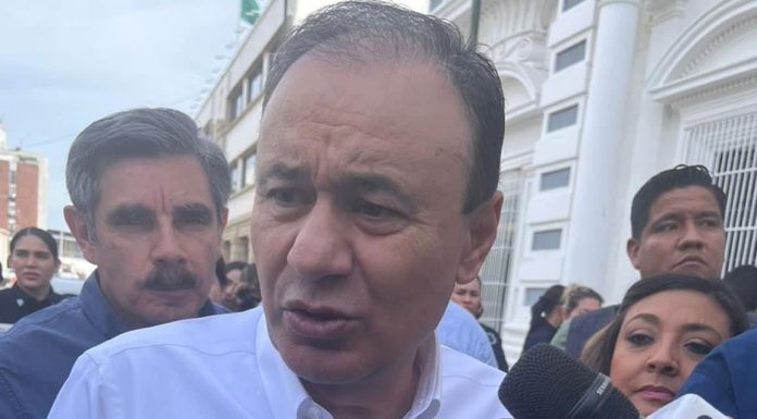 Vías del ferrocarril no atravesarán Ímuris, asegura gobernador Durazo