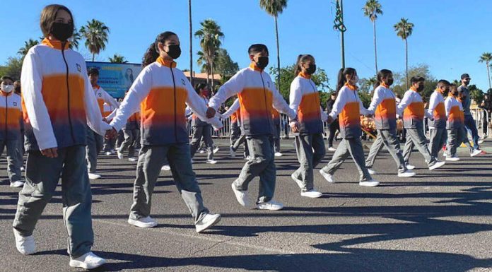 Entregarán uniforme escolar deportivo para preescolar y de 1° a 3° de primaria en 8 municipios de Sonora