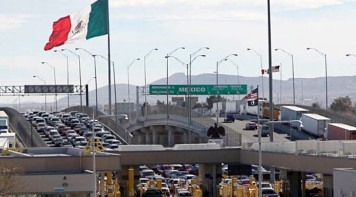 Por crisis migratoria cierran puente internacional a EU para exportaciones