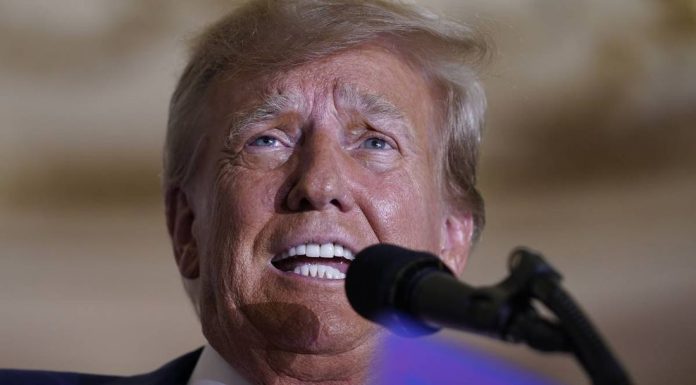 Hijos de indocumentados «no tendrán ciudadanía de EU», amenaza Trump en caso de segundo mandato