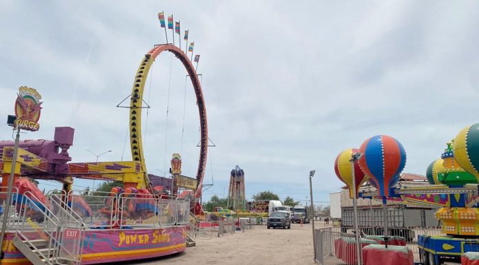 Desconfían en Navojoa de juegos mecánicos; Protección Civil supervisa
