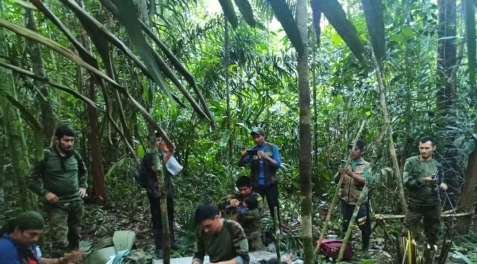 Júbilo en Colombia tras rescate de los cuatro niños perdidos en la selva hace 40 días