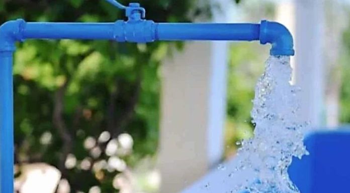 Tiene Oomapasc más ingresos: pagan empresas adeudos de agua