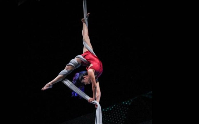 Iris Romero disciplina en telas