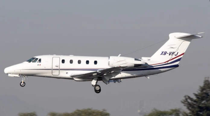 Tres muertos por desplome de aeronave en aguas del Golfo de México