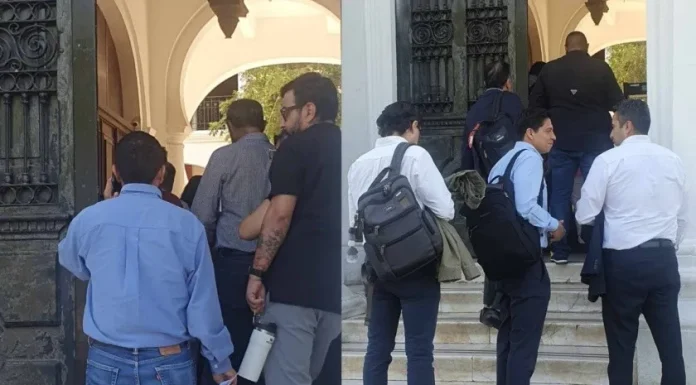 Ingresan padres de los niños de la Guardería ABC a reunión con Zoe Robledo y Alfonso Durazo