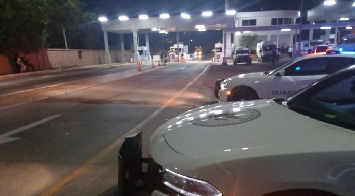 Detienen a 12 personas por tomar casetas de cobro al sur de Sonora