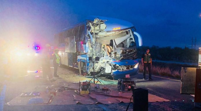 «Camionazo» deja 22 personas lesionadas en carretera Altar-Santa Ana